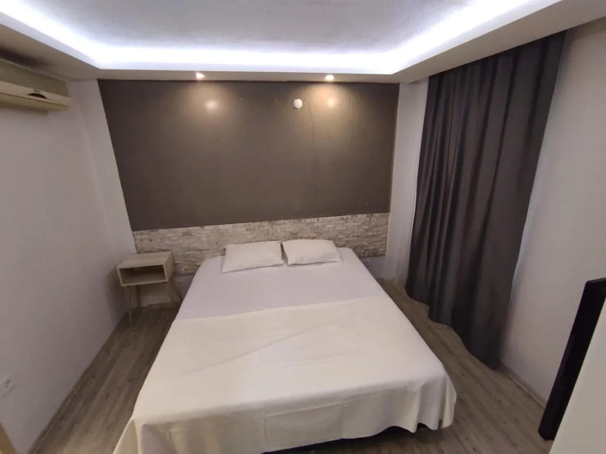 Homestay 1989 Hotel Sebat Cesme