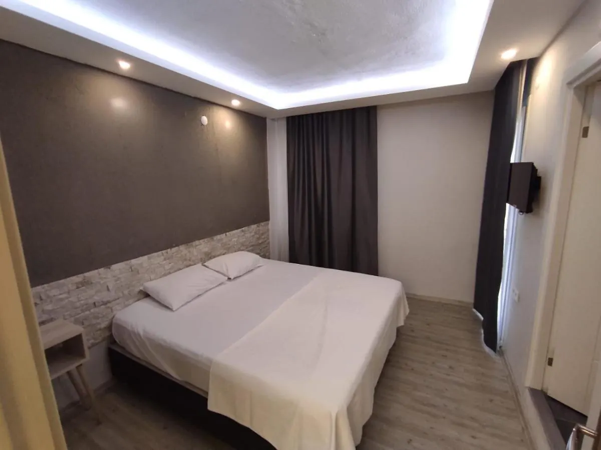 1989 Hotel Sebat location