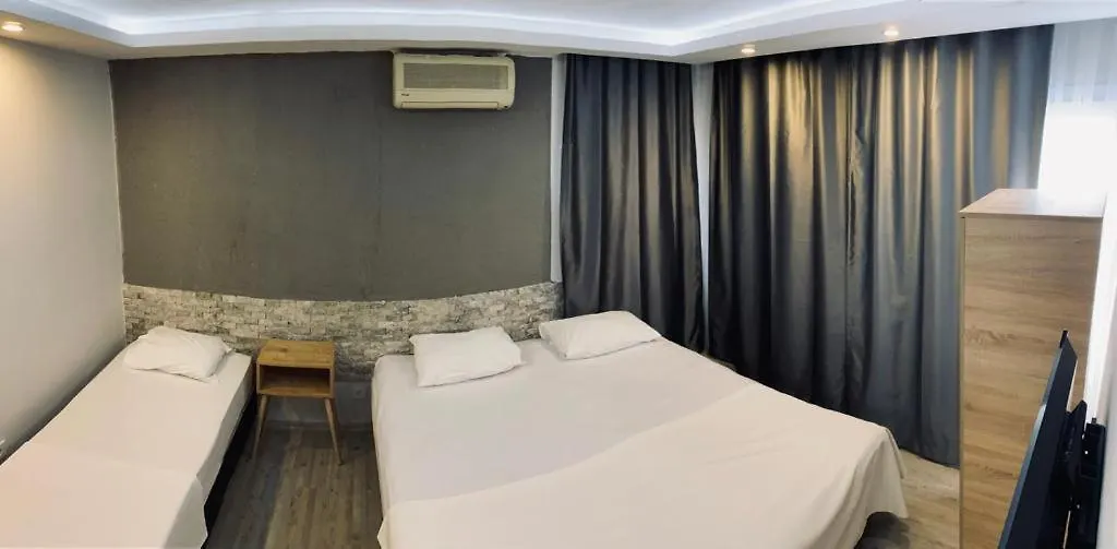 Homestay 1989 Hotel Sebat Cesme